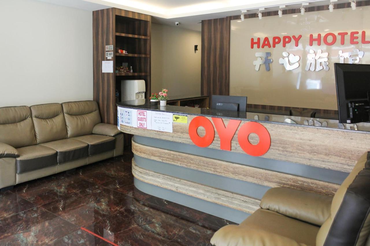 Oyo 90027 Happy Hotel Johor Bahru Luaran gambar